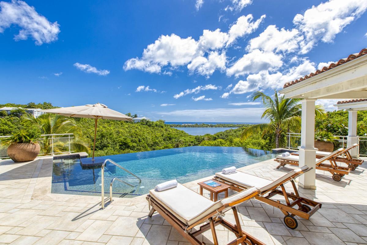 8- Location villa piscine Sea Vous Play Terres Basses Saint Martin_terrasse